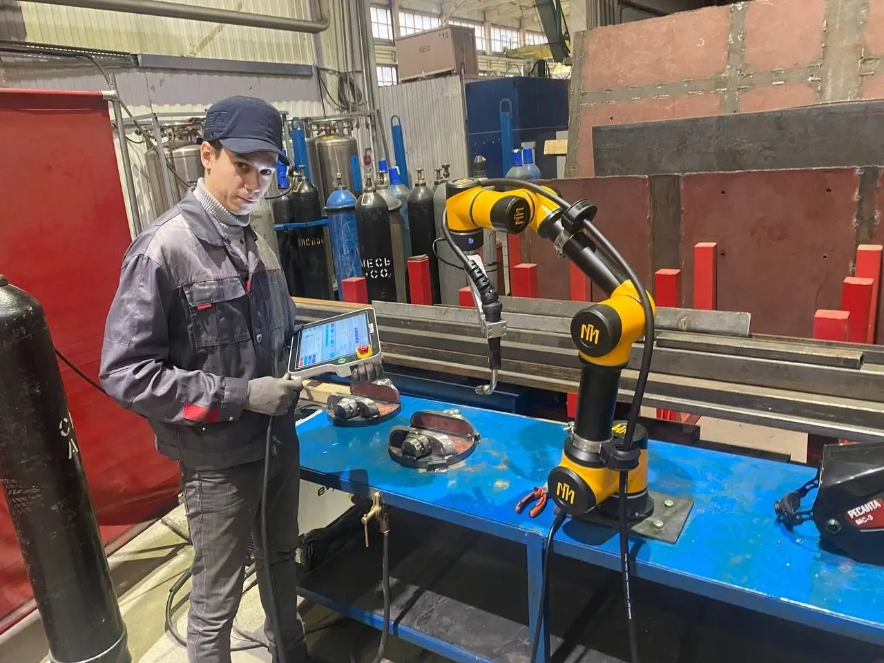 Сварка роботом запорной арматуры